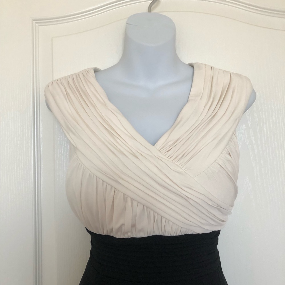 Beautiful dress with extra padding